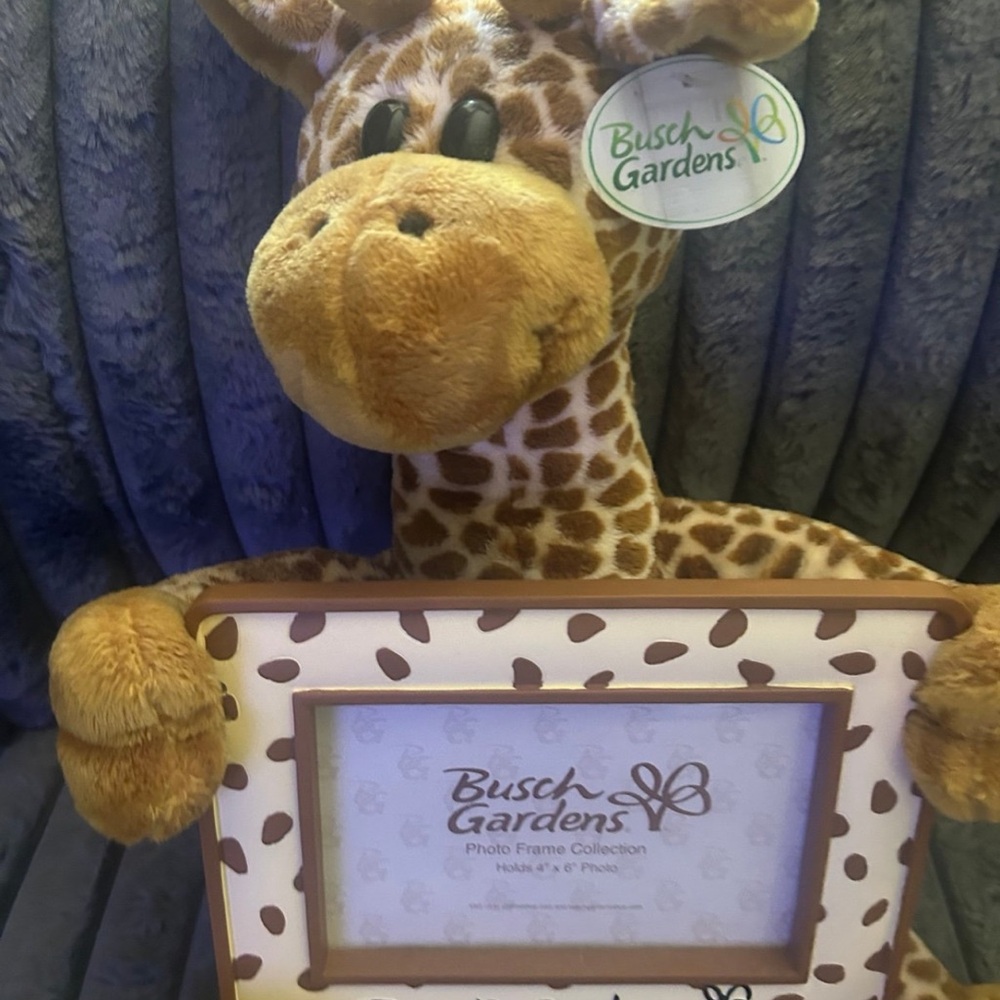 Busch Gardens Giraffe Plush Picture Frame - Tan and Brown - Picture 4 of 6